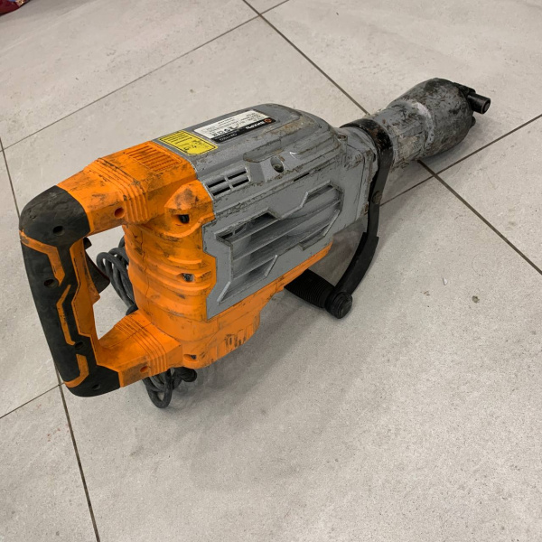 Отбойный молоток ВИХРЬ  ом-1750э