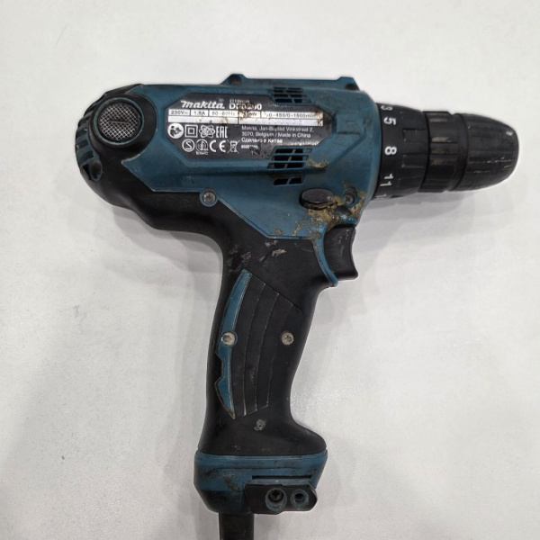 Шуруповерт MAKITA  df0300