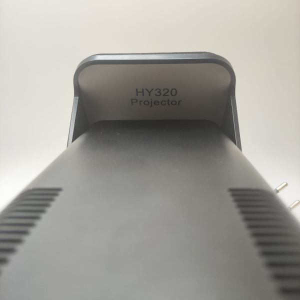 Проектор WI-FI HY320 android  Проектор WI-FI HY320 android