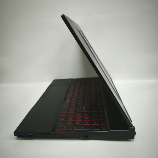 Ноутбук MSI leopard 10scxr ms-16u8 15,6"/  Intel Core i7-10750H/ 16 Гб/ 1 Тб/