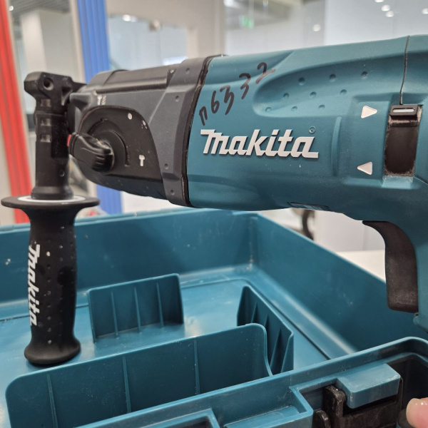 Перфоратор MAKITA HR2470 