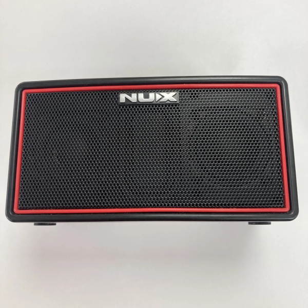 Гитарный комбоусилитель Nux Mighty Air