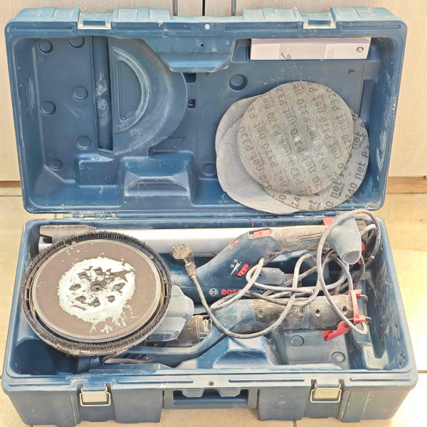 Шлифмашина BOSCH GTR550 Шлифмашина BOSCH GTR550