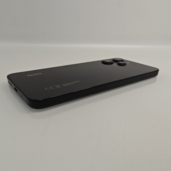 Мобильный телефон XIAOMI Redmi 12 4/128 гб