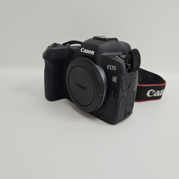 Фотоаппарат CANON EOS R Фотоаппарат CANON EOS R