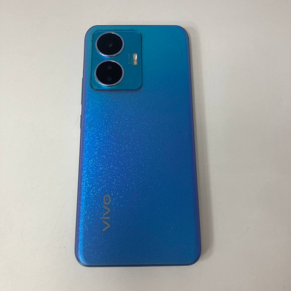 Мобильный телефон VIVO T1  6/128 гб