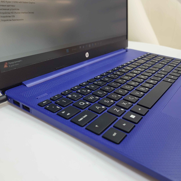 Ноутбук HP 15s-eq1432ur 15,6"/ AMD Ryzen 3 3250U/ 8 Гб/ 256 Гб/ Ноутбук HP 15s-eq1432ur 15,6"/ AMD Ryzen 3 3250U/ 8 Гб/ 256 Гб/