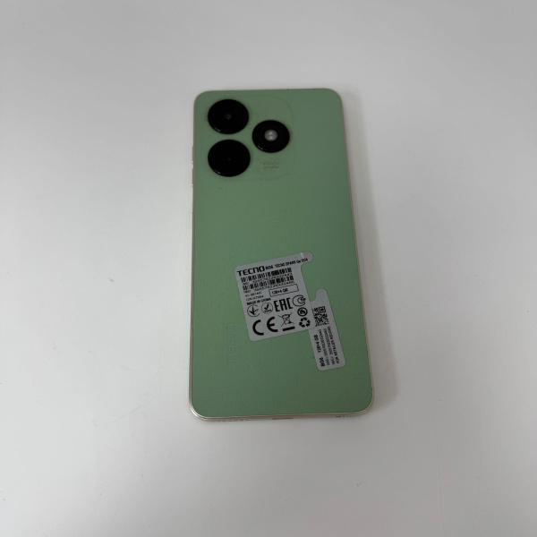 Мобильный телефон TECNO Spark GO 2024 4/128 гб Мобильный телефон TECNO Spark GO 2024 4/128 гб