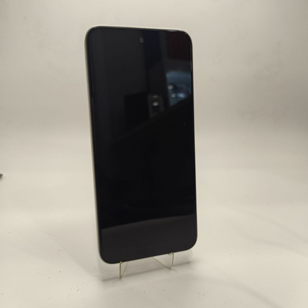 Мобильный телефон TECNO Spark GO1 2024 4/64 гб