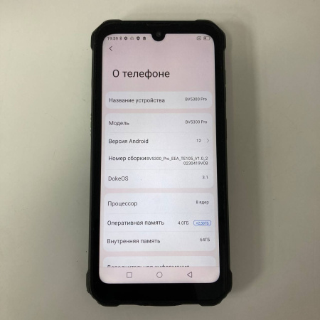 Мобильный телефон BLACKVIEW  4/64 гб