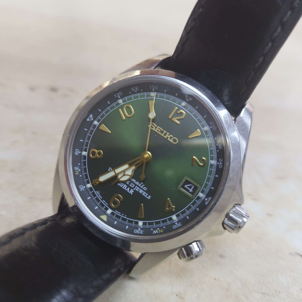Часы seiko Alpinist