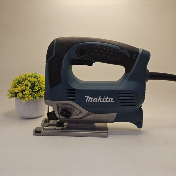 Лобзик MAKITA JV0600 Лобзик MAKITA JV0600