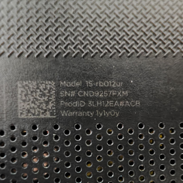 Ноутбук HP 15rb012ur 15rb012ur 14,6"/ AMD E-9000e/ 4 Гб/ 500 Гб/ Ноутбук HP 15rb012ur 15rb012ur 14,6"/ AMD E-9000e/ 4 Гб/ 500 Гб/
