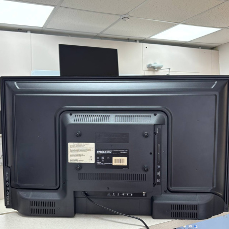 Телевизор ERISSON 24LES800T2 24,0"