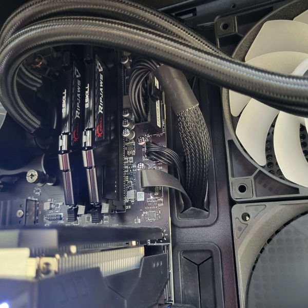 Системный блок  XBR24083303554 AMD Ryzen 7 5700X3D/ 16 Гб/ 1 Тб/Palit GeForce RTX 4060 DUAL  8 Гб