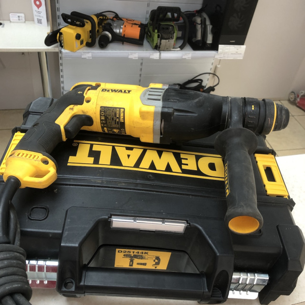 Перфоратор DEWALT d25144 K-QS