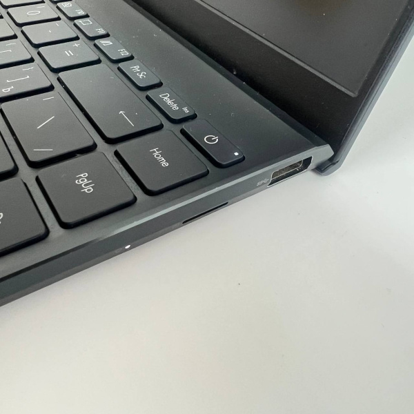 Ноутбук ASUS  Zenbook 14 UX425e 14,0"/ Intel Core i5-1135G7/ 8 Гб/ 512 Гб/ Ноутбук ASUS  Zenbook 14 UX425e 14,0"/ Intel Core i5-1135G7/ 8 Гб/ 512 Гб/