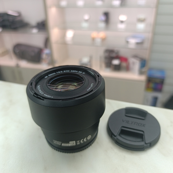 Объектив viltrox af 50/2.0 fe