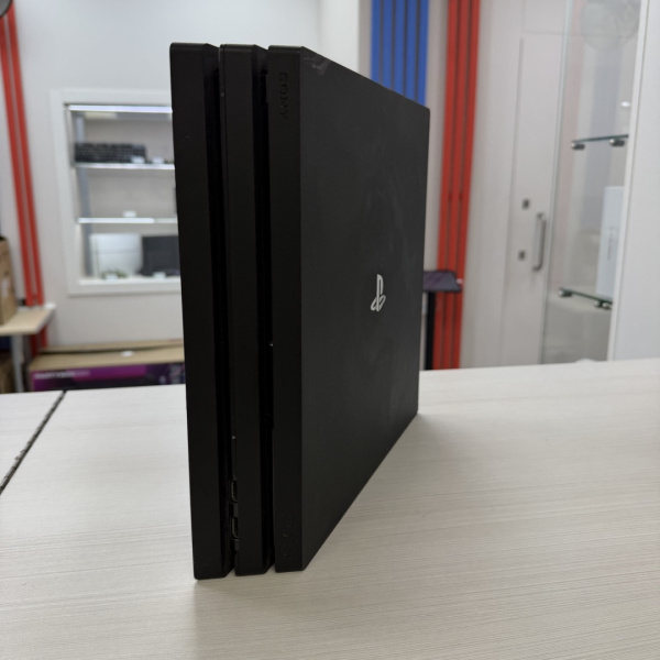 Игровая приставка SONY Sony Playstation 4 PRO cuh-700bb