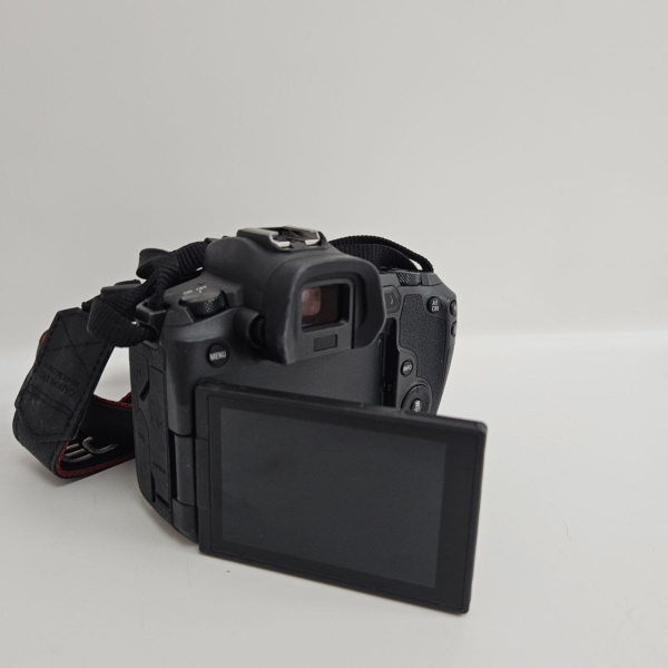 Фотоаппарат CANON EOS R Фотоаппарат CANON EOS R