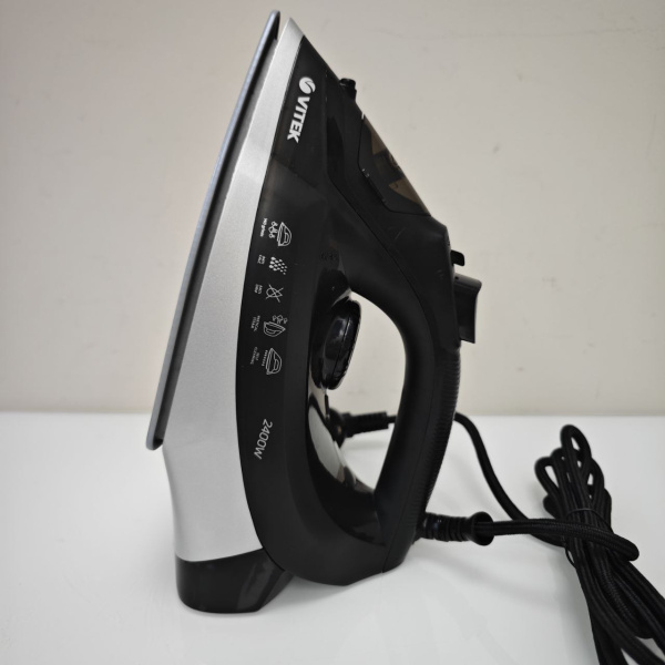 Утюг VITEK vt-8311 Утюг VITEK vt-8311