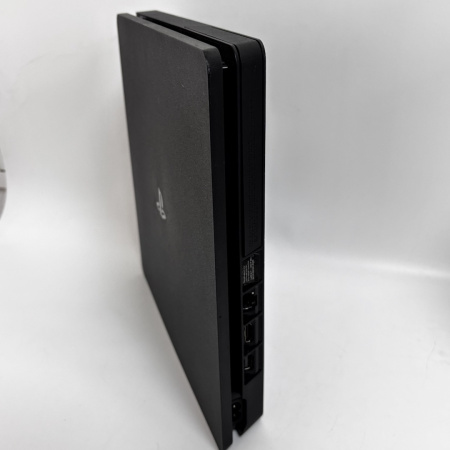 Игровая приставка SONY  4 slim