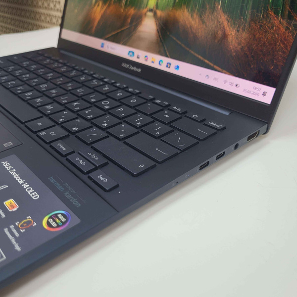 Ноутбук ASUS UX3405M 14,0"/ Intel Core Ultra 5 125H/ 16 Гб/ 1 Тб/