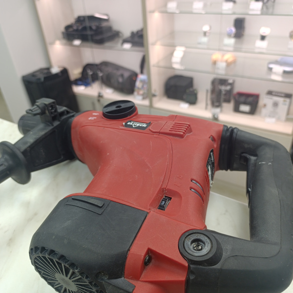 Перфоратор ELITECH П 7-40ЭМ