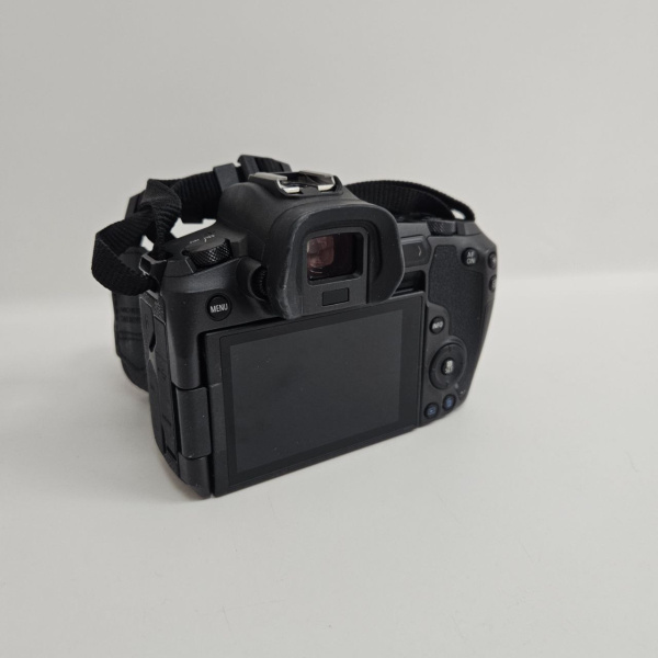 Фотоаппарат CANON EOS R Фотоаппарат CANON EOS R