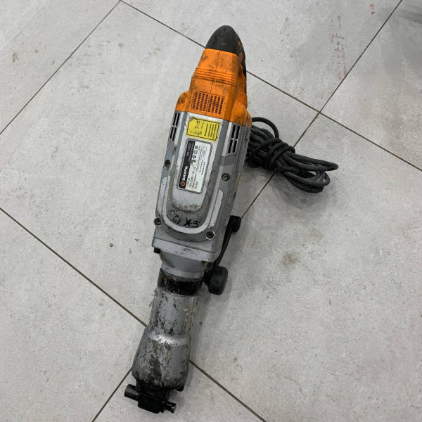 Отбойный молоток ВИХРЬ  ом-1750э