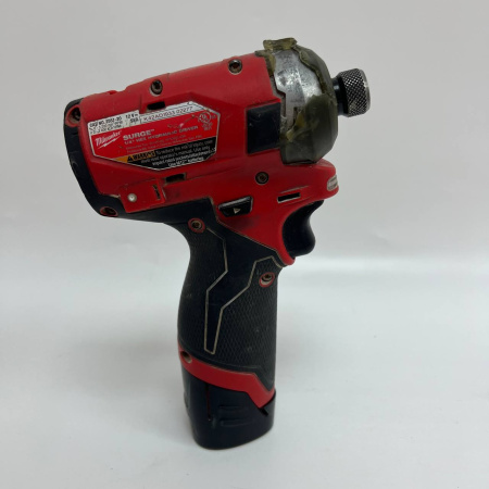 Винтоверт MILWAUKEE M12 