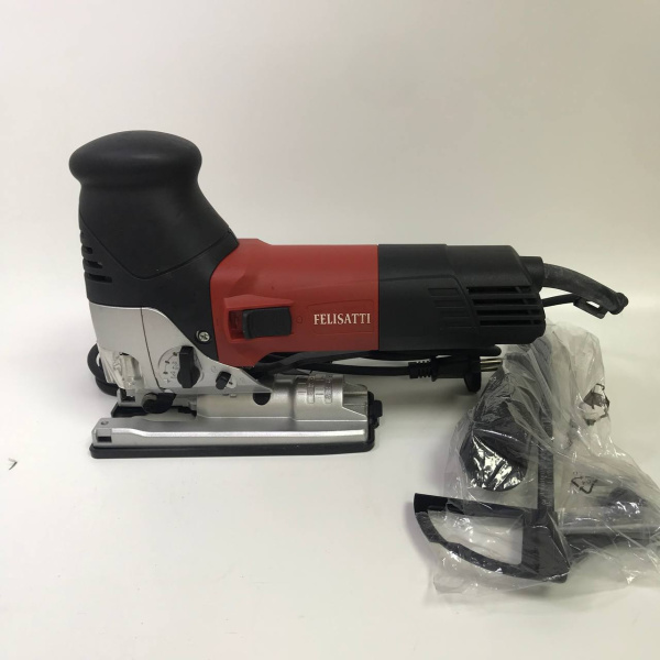 Лобзик FELISATTI 710VE js120