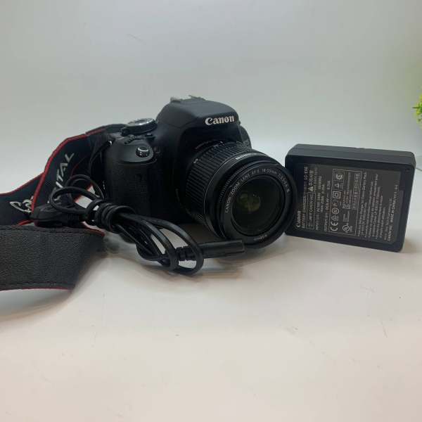 Фотоаппарат CANON EOS 600D Фотоаппарат CANON EOS 600D