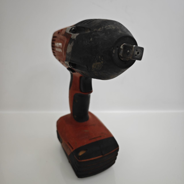 Гайковерт HILTI  siw 22t-a Гайковерт HILTI  siw 22t-a