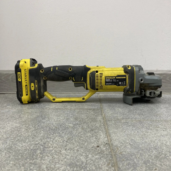 Ушм аккумуляторная STANLEY  sfmcg400