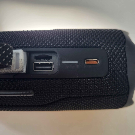 Колонка портативная JBL Flip 7 (КОПИЯ)