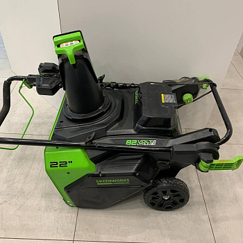 Снегоуборщик greenworks 82SN22