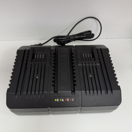 Зарядное устройство WORX  wa3883