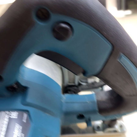 Пила дисковая MAKITA  hs6601