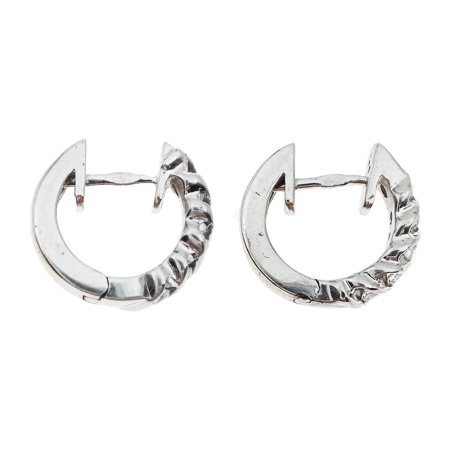 Серьги из золота 750 пробы с бриллиантами