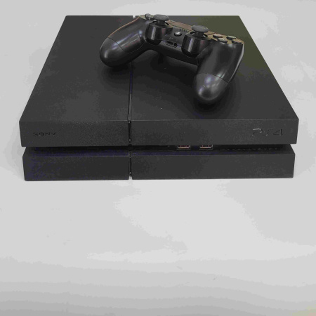 Игровая приставка SONY  4 fat