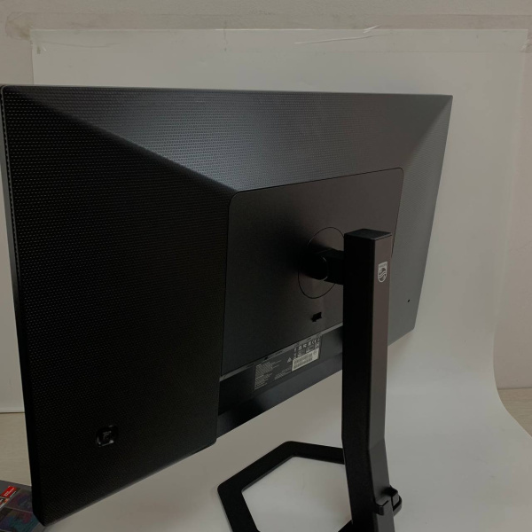 Монитор PHILIPS   27e1n5600ae/01 27,0" 75 гц Монитор PHILIPS   27e1n5600ae/01 27,0" 75 гц