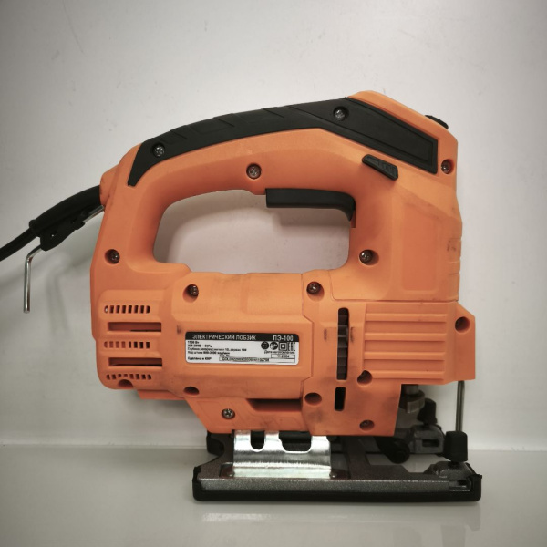 Лобзик ВИХРЬ ЛЭ-100 