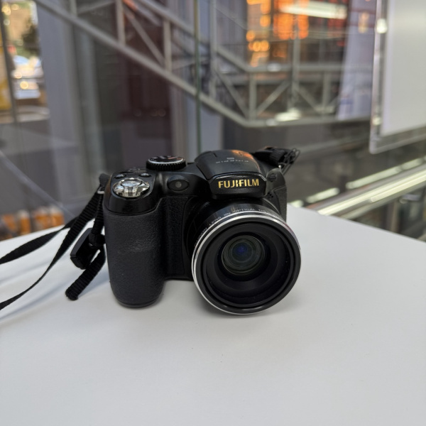 Фотоаппарат FUJIFILM  s2800hd