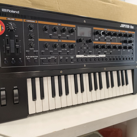 Синтезатор ROLAND jupiter xm 