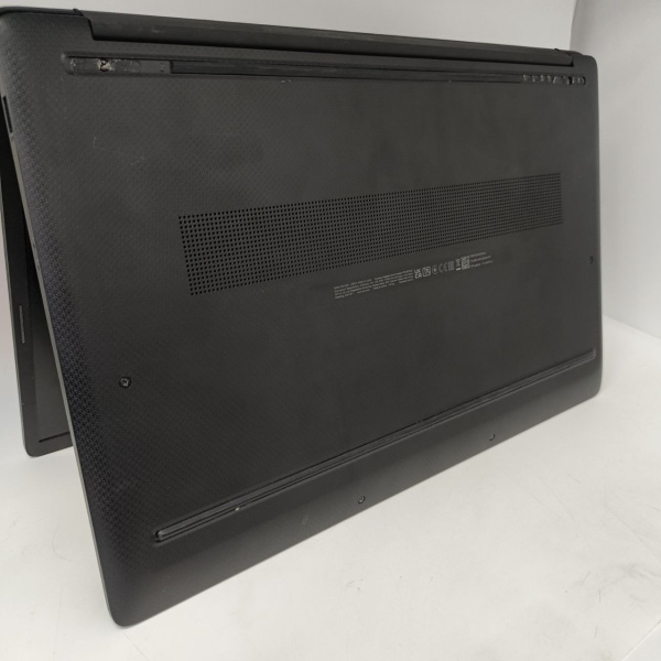 Ноутбук HP  17-CN0067UR 17,3"/ Intel Core i3-1115G4/ 4 Гб/ 256 Гб/