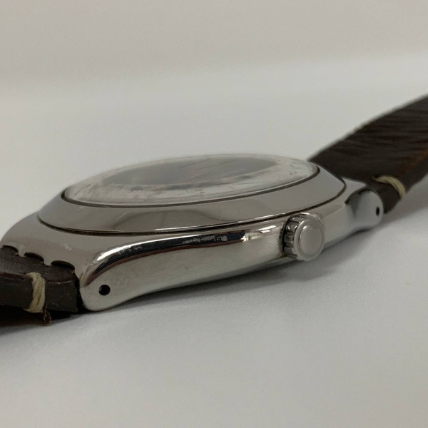 Часы SWATCH  v8 Часы SWATCH  v8