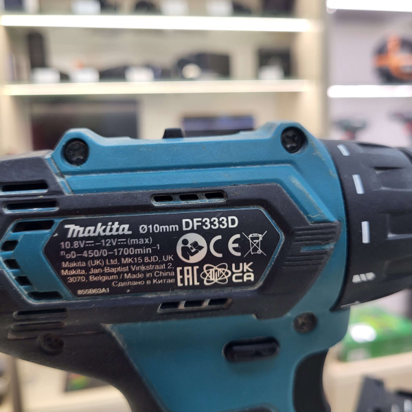 Шуруповерт MAKITA DF333D