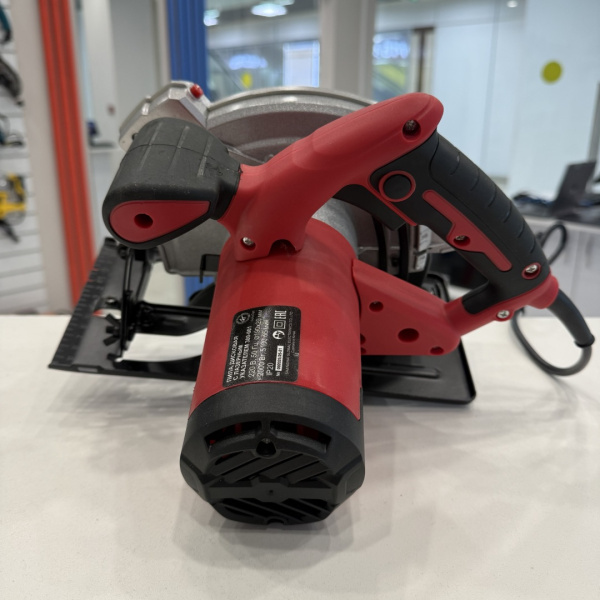 Пила дисковая GT 300-001 с указателем