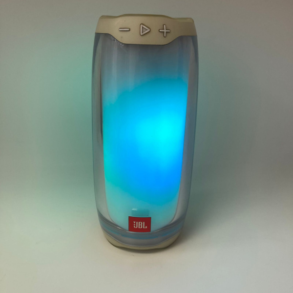Колонки JBL PULSE 4  Колонки JBL PULSE 4